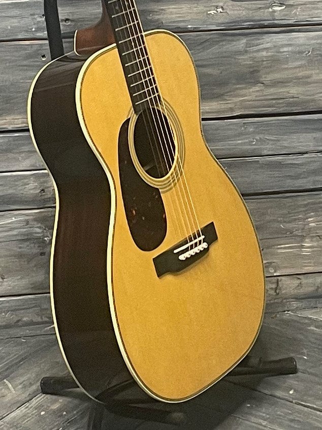 Martin Left Handed 000-28 Standard Series Acoustic Guitar