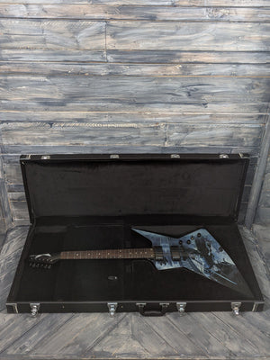 Used Dean Z in hard case