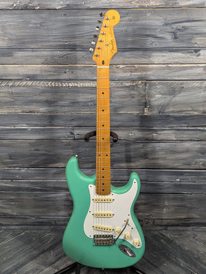 Fender Electric Guitar Used Fender 2019 Vintera 50's Stratocaster Electric Guitar with Hard Case - Seafoam Green