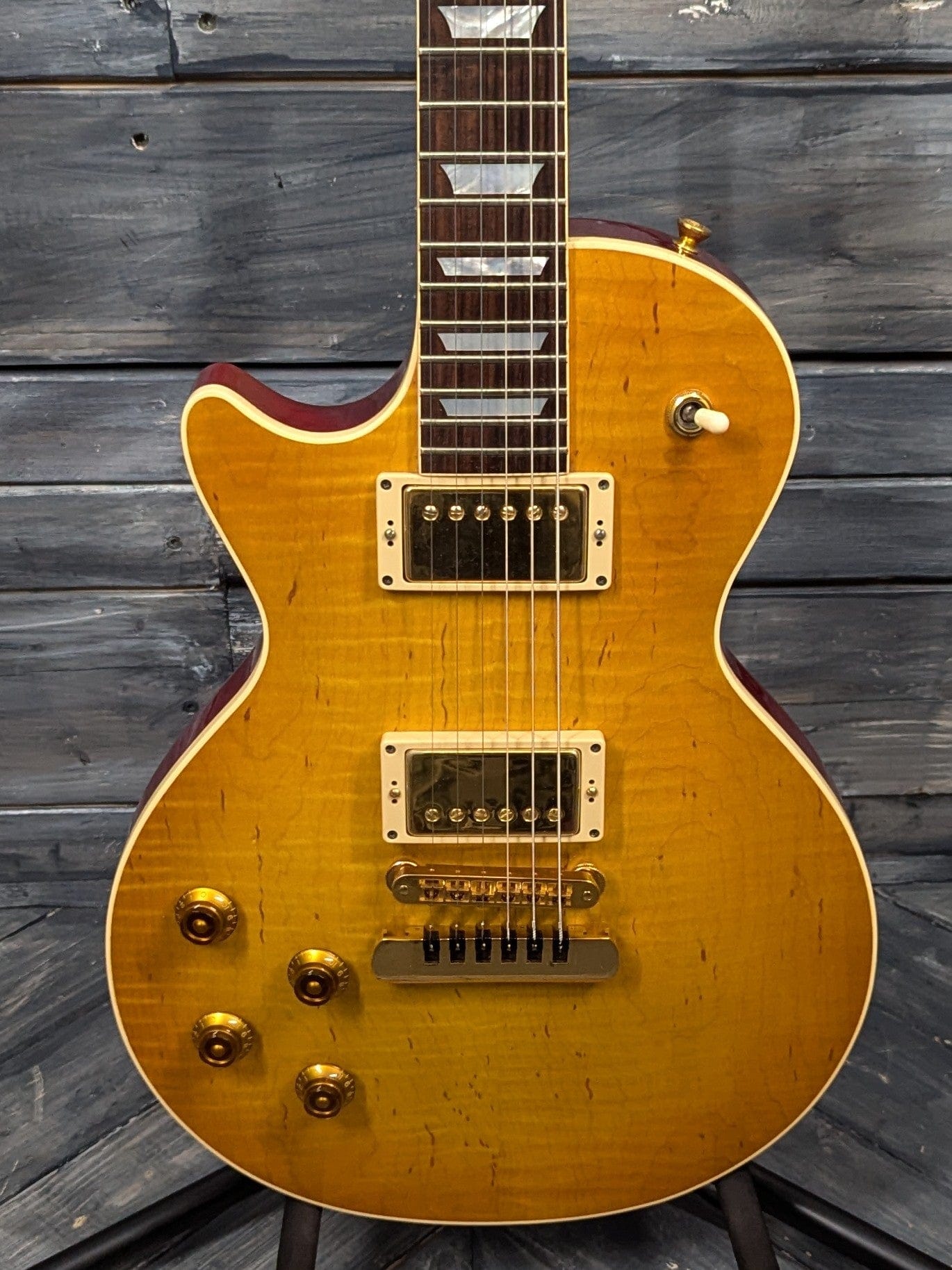 Heritage Electric Guitar Used Heritage 90s Left-Handed H150-CM Amber Burst Electric Guitar with Hard Case