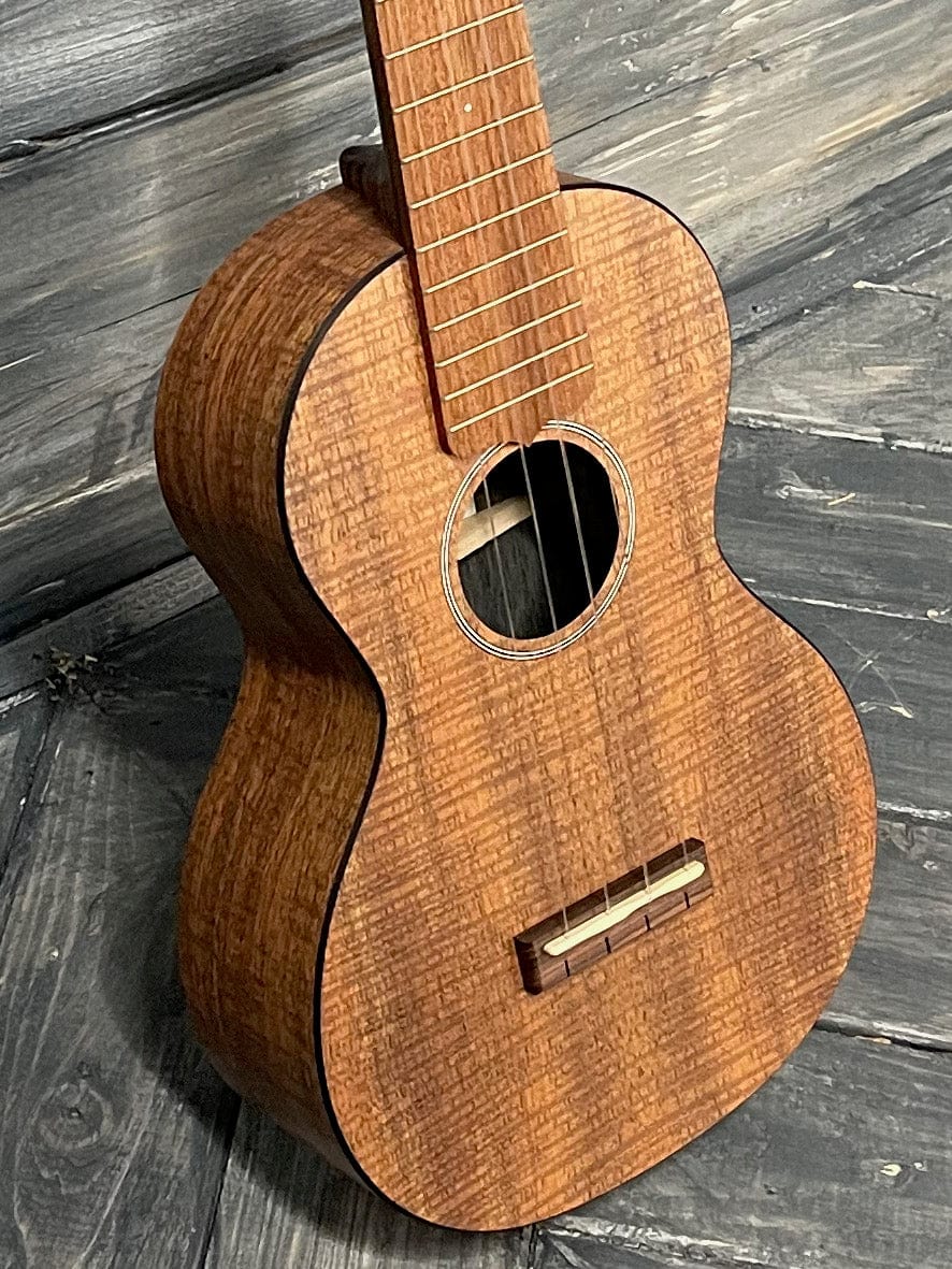 Martin Left Handed 0XK Concert Ukulele - Adirondack Guitar